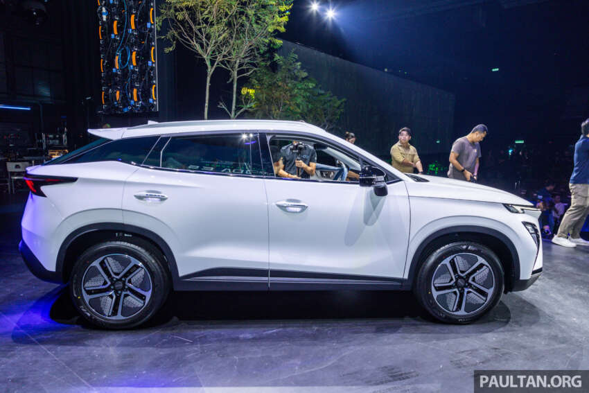 Chery Omoda E5 EV launched in Malaysia – 430 km range, 7.6s, 8yr batt warranty, CKD Q2 2024, RM147k 1737553
