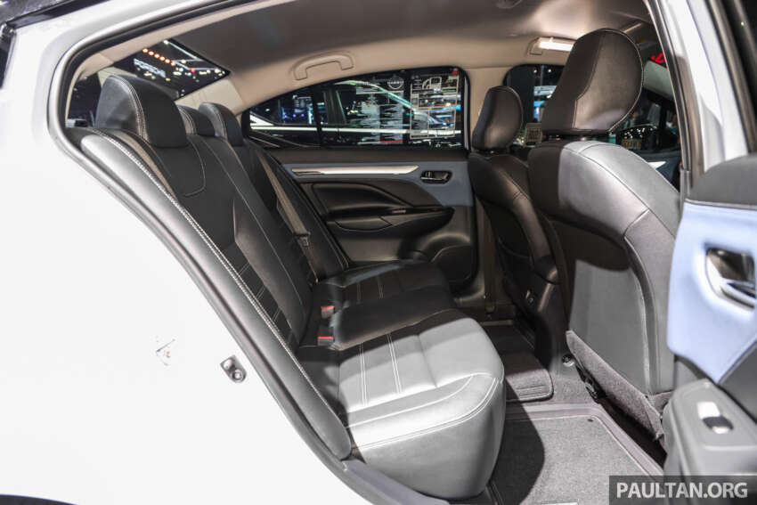 Bangkok 2024: Nissan Almera facelift – B-sedan gets bolder face, blue trim, bodykit with twin central pipes 1744287