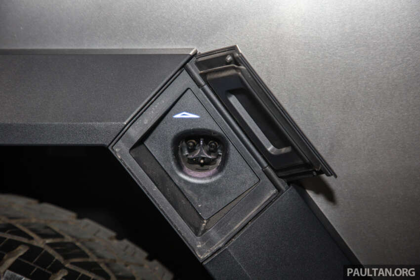 Tesla Cybertruck in Malaysia – stainless steel pick-up EV on display in showrooms in May, not for sale 1749407