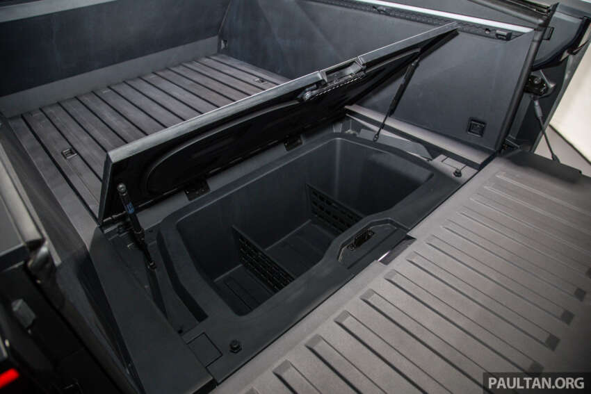 Tesla Cybertruck in Malaysia – stainless steel pick-up EV on display in showrooms in May, not for sale 1749446