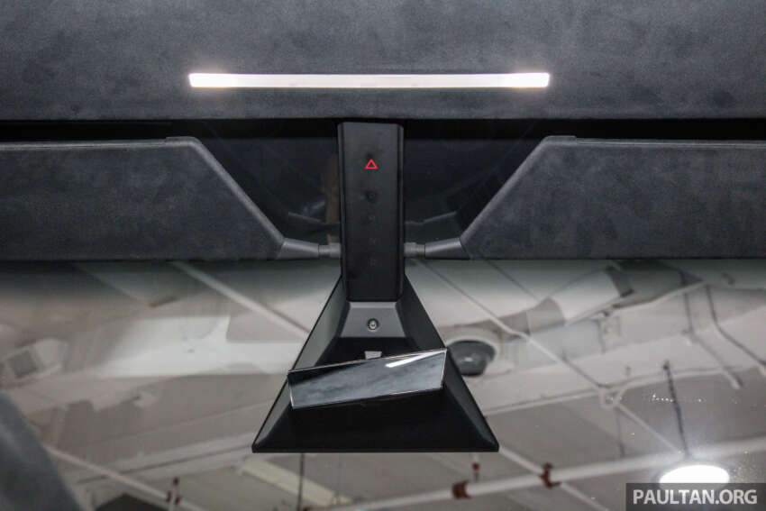 Tesla Cybertruck tiba di Malaysia – bakal dipamerkan di bilik pameran Mei nanti, tetapi bukan untuk dijual 1749505