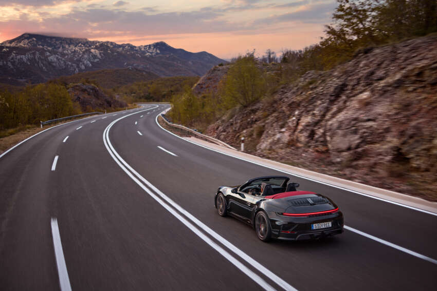 992 Porsche 911 facelift debuts with first-ever hybrid system – 541 PS/610 Nm Carrera GTS with T-Hybrid 1771681