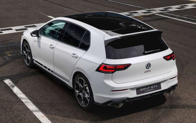 2024 Volkswagen Golf GTI Clubsport Mk8.5 debuts – more aggressive styling, 300 PS; 0-100 km/h in 5.6s