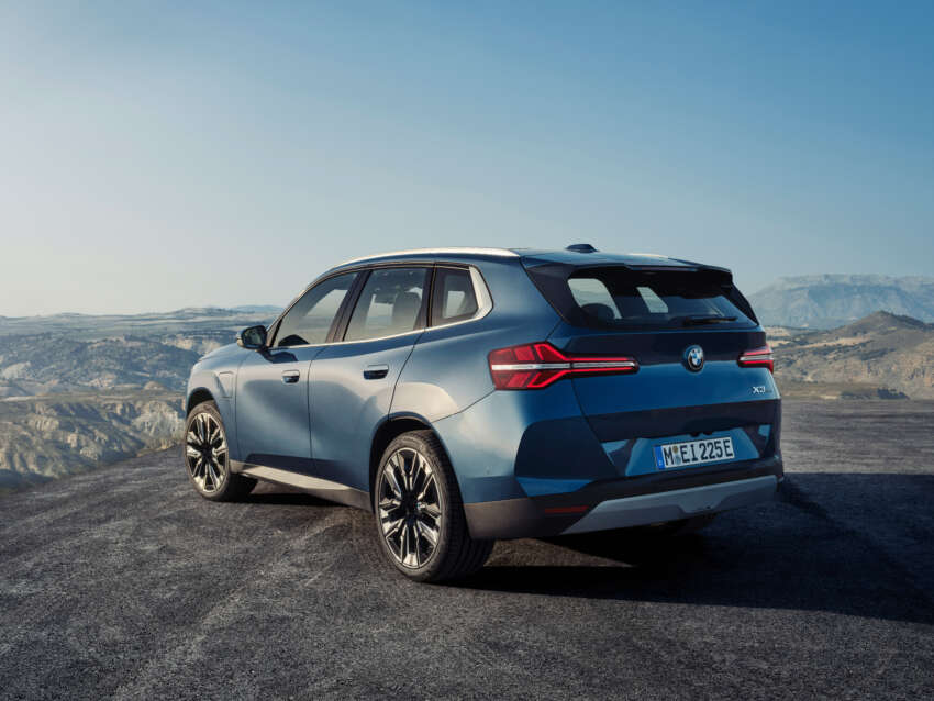 BMW X3 2025 didedah — rekaan G45 lebih menonjol, format nama baru; jarak EV untuk PHEV hingga 90 km 1778995
