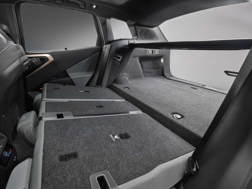 2025 BMW X3 debuts – G45 gets bold redesign, new variant naming scheme; PHEV up to 90 km EV range 1778673