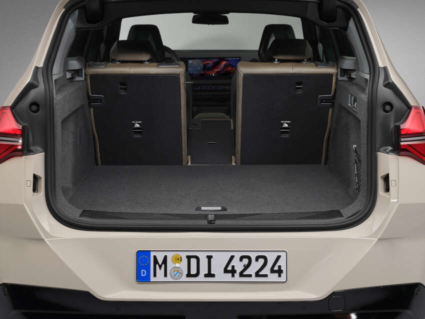 2025 BMW X3 debuts – G45 gets bold redesign, new variant naming scheme; PHEV up to 90 km EV range 1778556