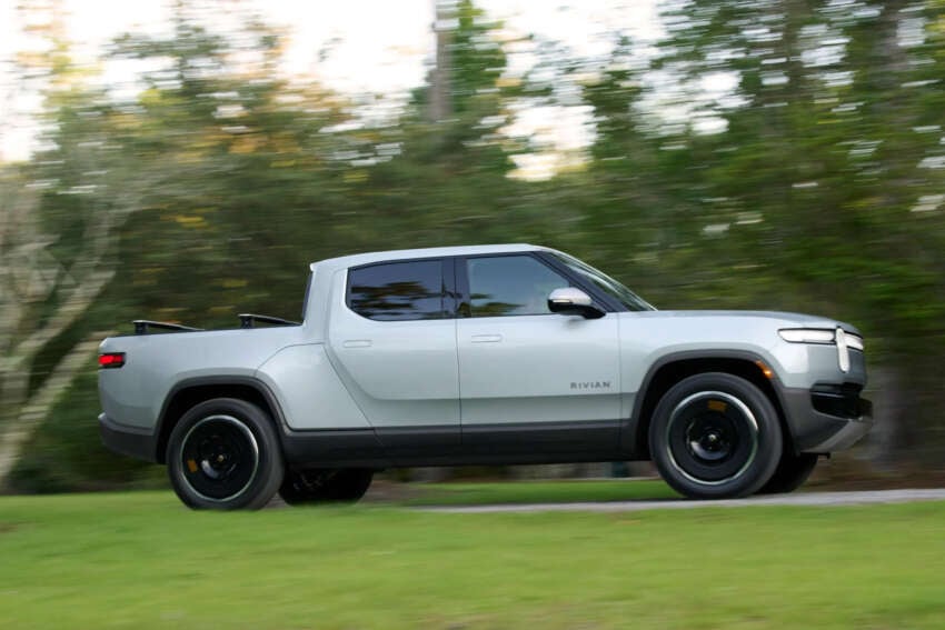2025 Rivian R1T, R1S facelifts debut – new electrical platform; up to four motors, 1,025 hp, 676 km EV range 1775424
