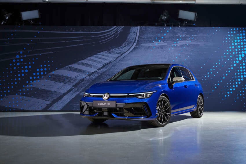 2025 Volkswagen Mk8.5 Golf R hatch, Golf R Variant estate – 333 PS/420 Nm 2.0T AWD, 270 km/h top speed 1782380