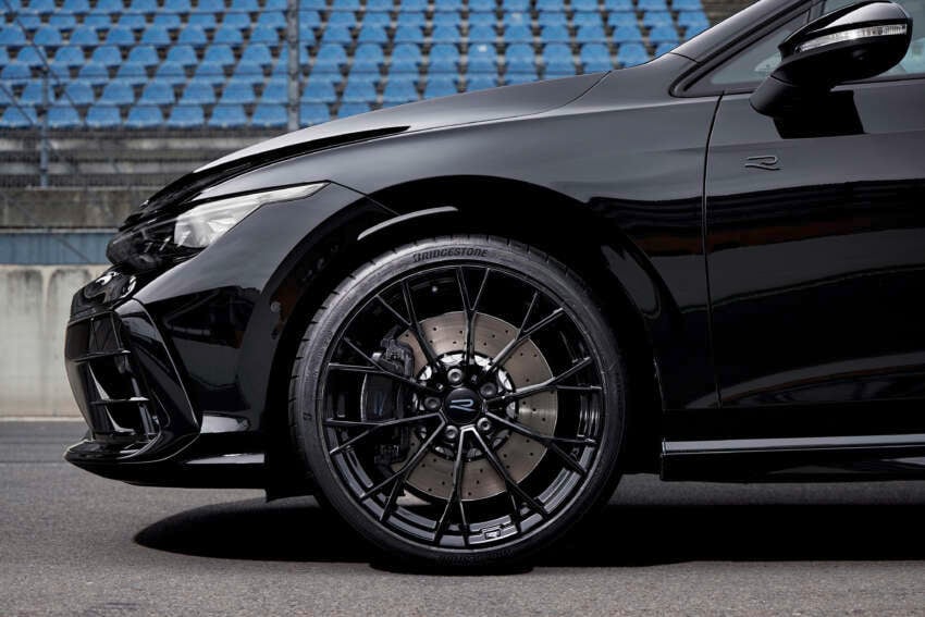 2025 Volkswagen Mk8.5 Golf R hatch, Golf R Variant estate – 333 PS/420 Nm 2.0T AWD, 270 km/h top speed 1782412