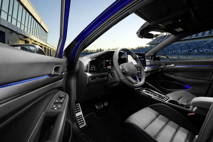 2025 Volkswagen Mk8.5 Golf R hatch, Golf R Variant estate – 333 PS/420 Nm 2.0T AWD, 270 km/h top speed 1782438