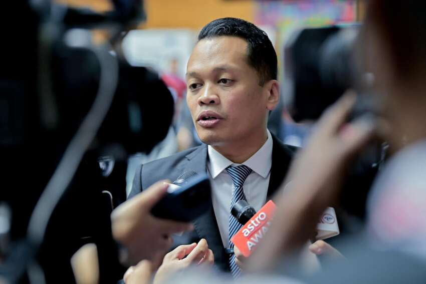 Malaysia can move away car-centric infrastructure, focus on transit oriented developments – Nik Nazmi 1781092