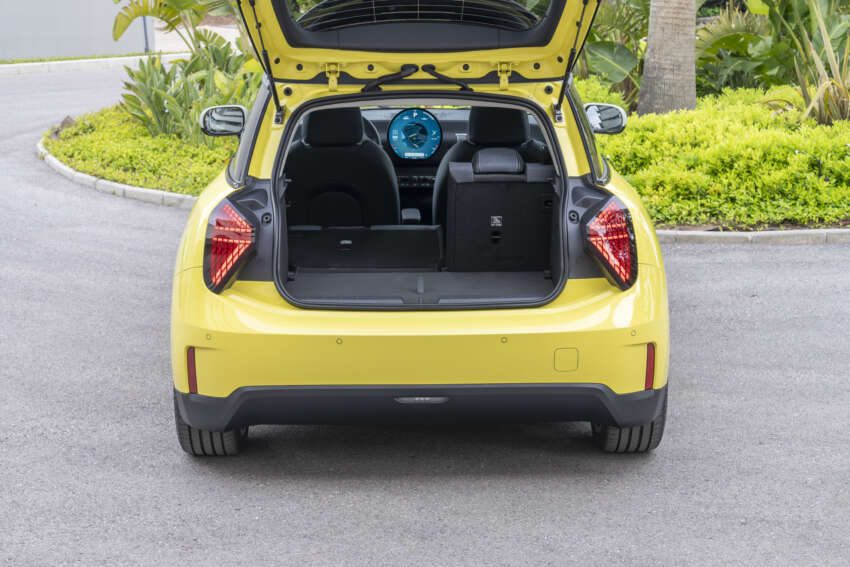 2024 MINI Cooper SE review – new Chinese-built EV MINI Hatch has nearly 2x range, but is it less fun? 1789175