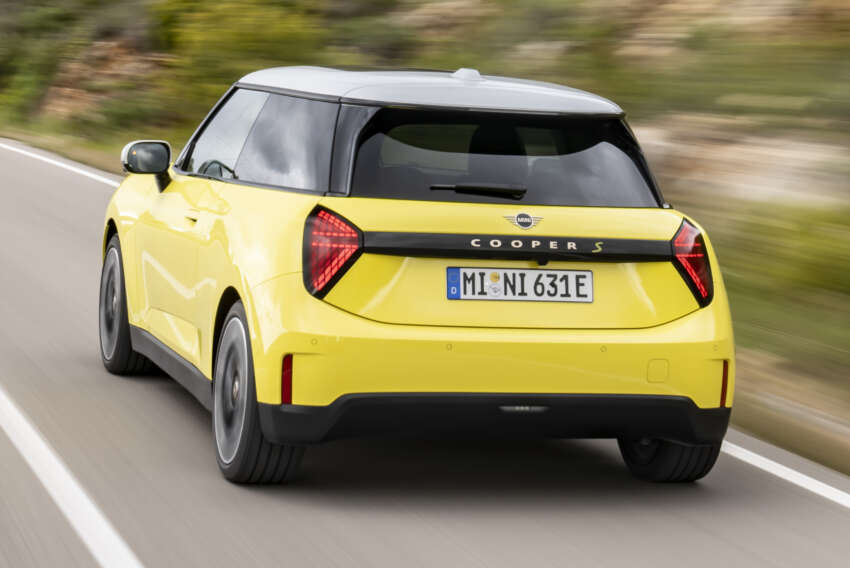 2024 MINI Cooper SE review – new Chinese-built EV MINI Hatch has nearly 2x range, but is it less fun? 1789087