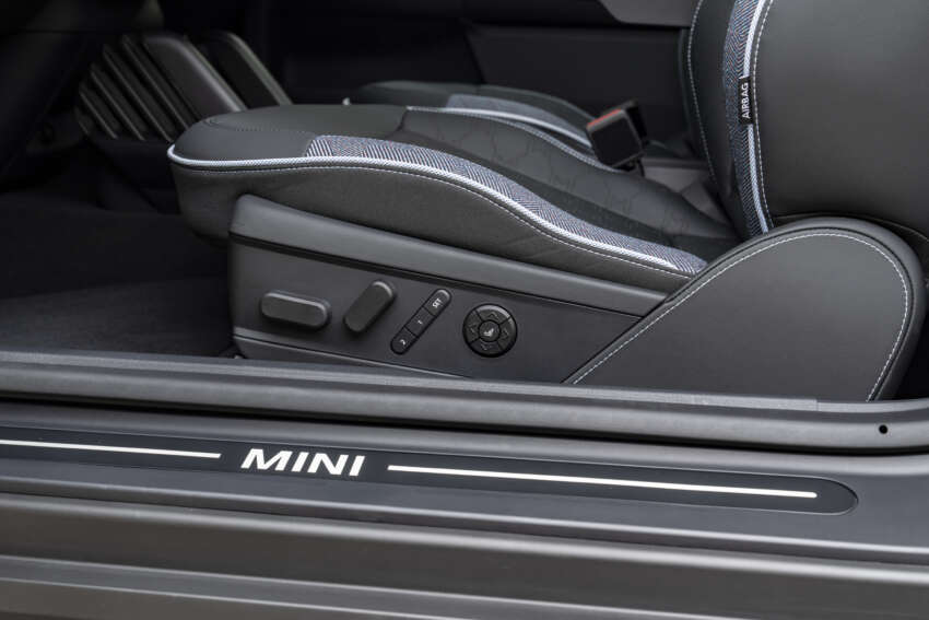 2024 MINI Cooper SE review – new Chinese-built EV MINI Hatch has nearly 2x range, but is it less fun? 1789167