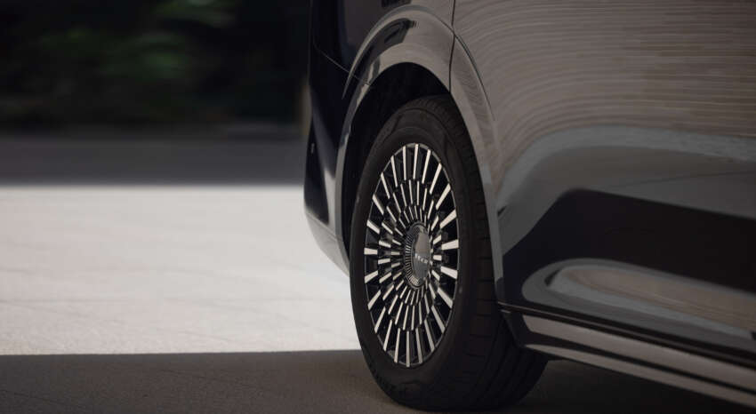 2024 Zeekr 009 debuts – new FWD, 7-seat variants; up to 789 PS, 900 km CLTC range; RHD for HK fr RM453k 1793387