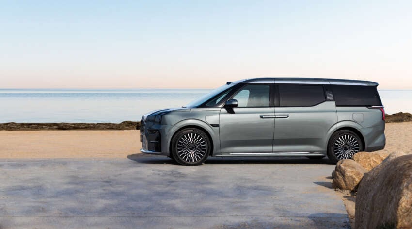 2024 Zeekr 009 debuts – new FWD, 7-seat variants; up to 789 PS, 900 km CLTC range; RHD for HK fr RM453k 1793393