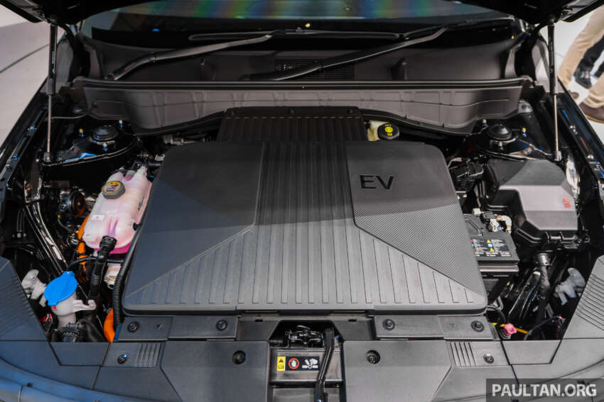 2024 Hyundai Kona Electric is a CKD EV in Indonesia, including batteries – up to 602 km range; from RM145k 1791458