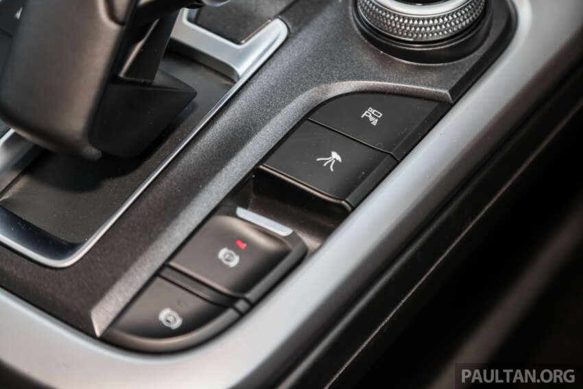 GWM Tank 300 launched in Malaysia – 220 PS/380 Nm, 2.0T off-road SUV; tank turn, full ADAS suite; RM250k 1789247