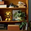 Lego 10338 Transformers Bumblebee – 950 pieces set transforms into a yellow Volkswagen Beetle