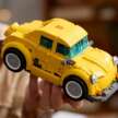 Lego 10338 Transformers Bumblebee – 950 pieces set transforms into a yellow Volkswagen Beetle
