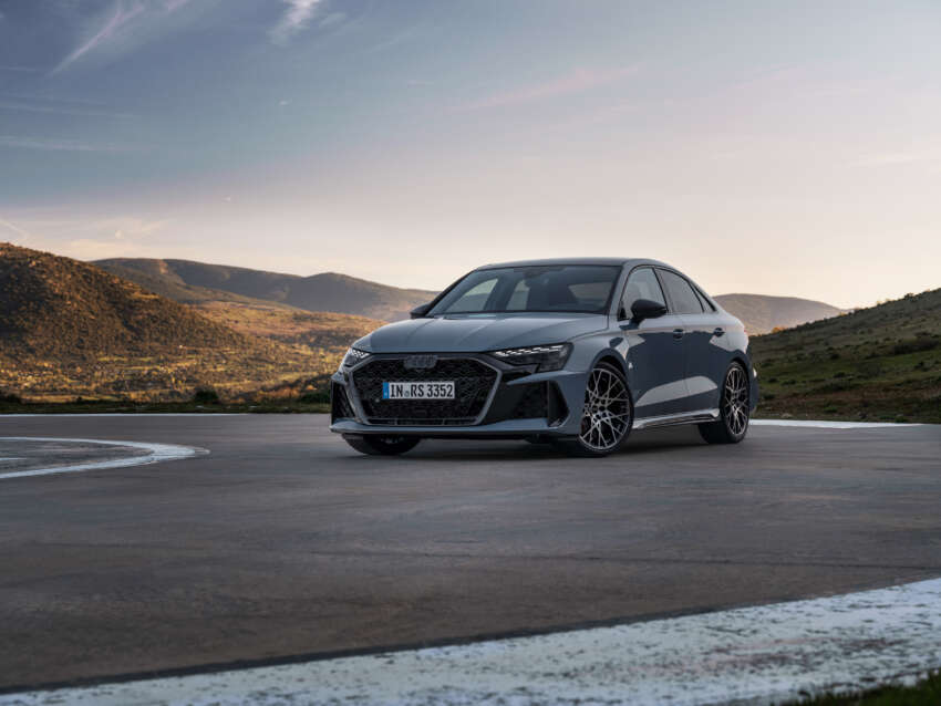 2025 Audi RS3 facelift debuts – sedan/Sportback; 400 PS 2.5T five-cylinder; 7:33.123 min Nürburgring time 1805592