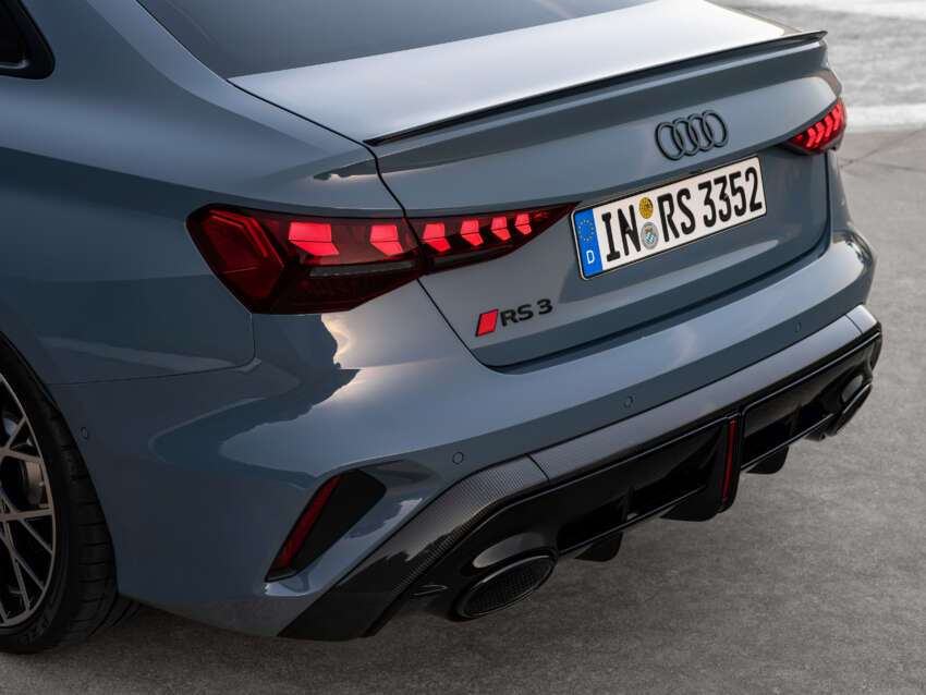 2025 Audi RS3 facelift debuts – sedan/Sportback; 400 PS 2.5T five-cylinder; 7:33.123 min Nürburgring time 1805599