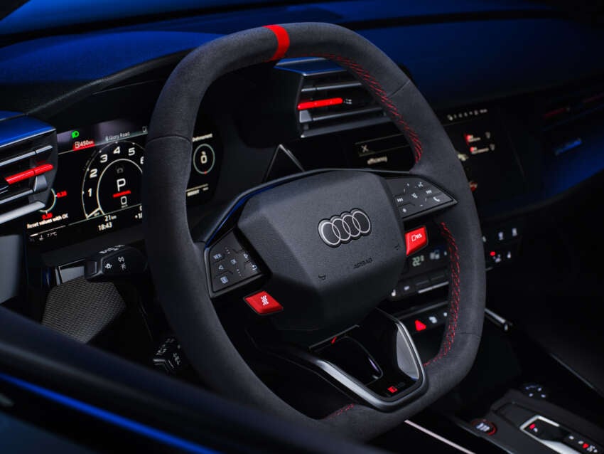 2025 Audi RS3 facelift debuts – sedan/Sportback; 400 PS 2.5T five-cylinder; 7:33.123 min Nürburgring time 1805621