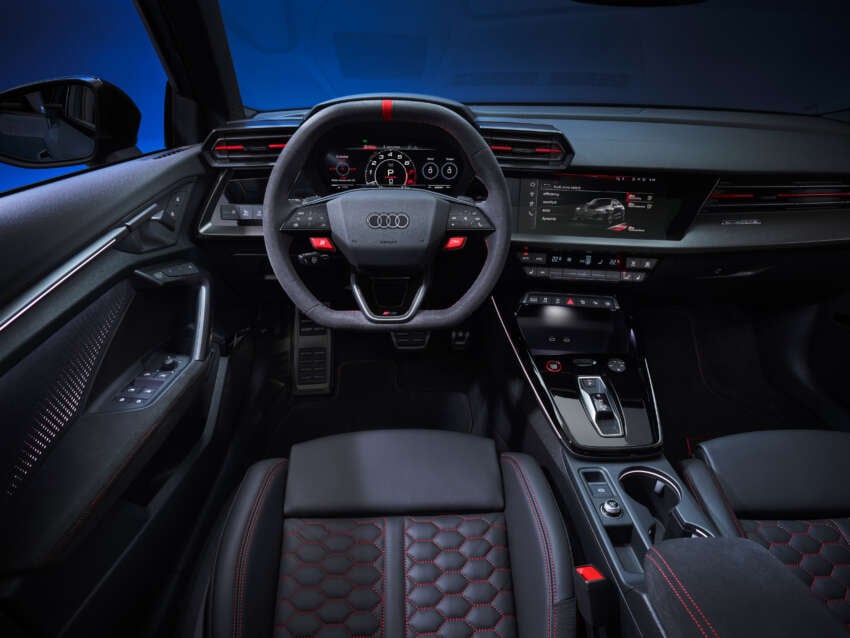 2025 Audi RS3 facelift debuts – sedan/Sportback; 400 PS 2.5T five-cylinder; 7:33.123 min Nürburgring time 1805622