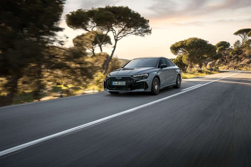 2025 Audi RS3 facelift debuts – sedan/Sportback; 400 PS 2.5T five-cylinder; 7:33.123 min Nürburgring time 1805584