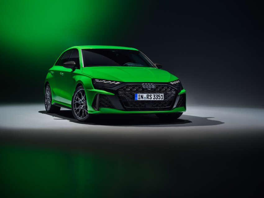 2025 Audi RS3 facelift debuts – sedan/Sportback; 400 PS 2.5T five-cylinder; 7:33.123 min Nürburgring time 1805535