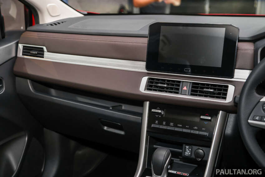 Mitsubishi Xpander 2024 <em>facelift</em> dibuka tempahan di Malaysia — wajah baru, masih 4AT, anggaran RM115k 1816191