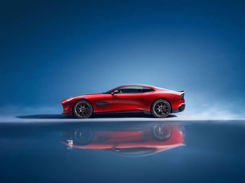 2025 Aston Martin Vanquish – V12 bruiser returns with 835 PS, 1,000 Nm, highest ever top speed at 345 km/h 1812023