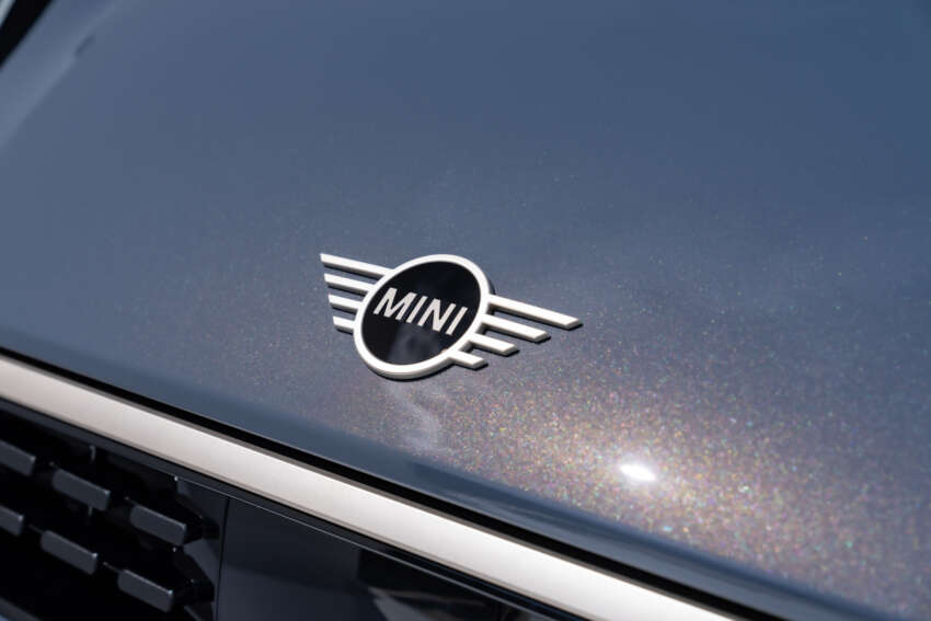 2024 MINI Cooper Convertible debuts – new F67 made in Oxford; three engine options; roof opens in 18s 1830506
