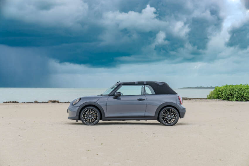 2024 MINI Cooper Convertible debuts – new F67 made in Oxford; three engine options; roof opens in 18s 1830355