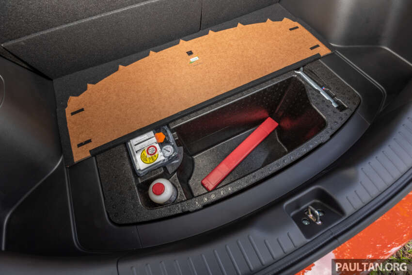 Honda City Hatchback in Phoenix Orange Pearl – new colour joins red, silver, grey, pearl white; no extra cost 1839101
