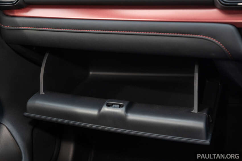 Honda City Hatchback in Phoenix Orange Pearl – new colour joins red, silver, grey, pearl white; no extra cost 1839076