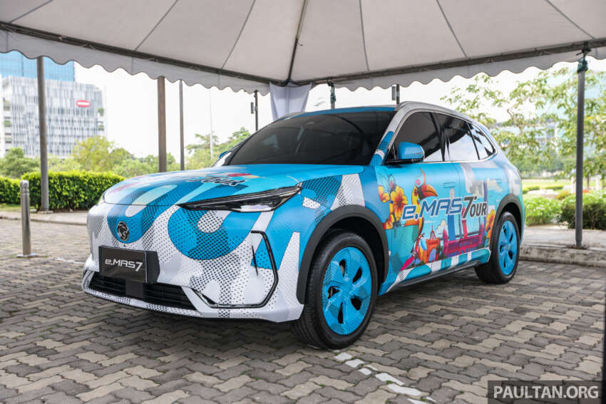 Proton eMas 7 open for booking, from RM120k est – EV’s interior shown for first time at ACE, come see it! 1840435