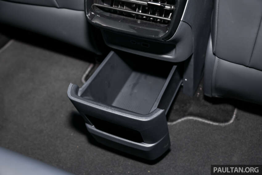 Proton eMas 7 open for booking, from RM120k est – EV’s interior shown for first time at ACE, come see it! 1839437