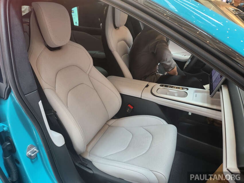 Xiaomi SU7 EV on display in Malaysia – Max variant, 673 PS, 838 Nm, 0-100 km/h in 2.78s, 800 km range 1834819