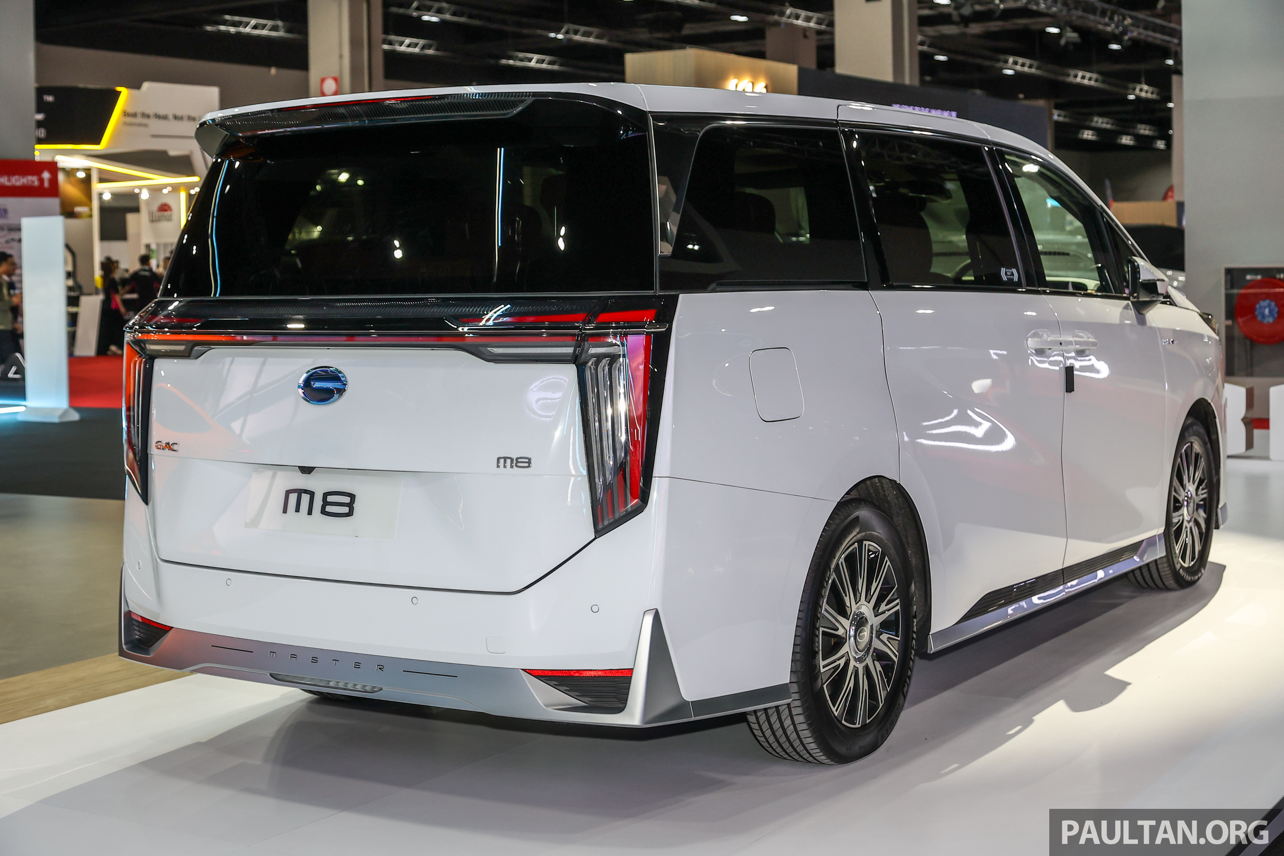 GAC M8 PHEV MPV previewed in Malaysia, Q1 launch?