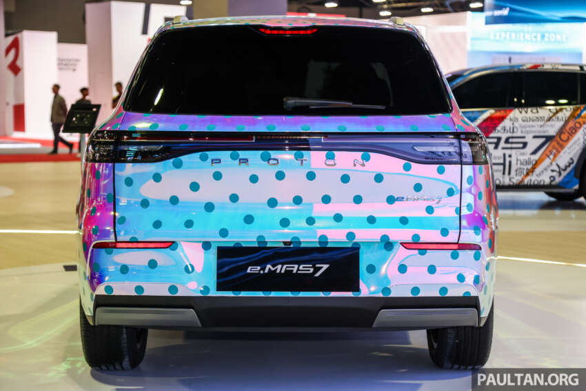 Proton eMas 7 Nadi – EV gets final wrap before launch 1858217