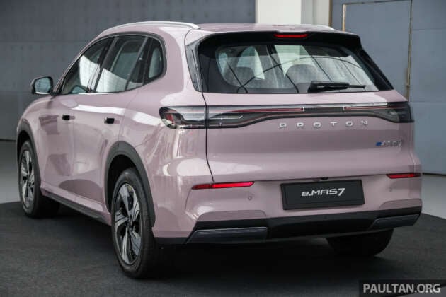 2025 Proton eMas 7 EV launched – RM106k Prime, RM120k Premium; 410 km, 6.9s for BYD Atto 3 rival