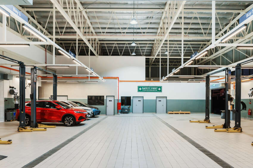 Sime Motors launches new BYD 3S centre in Sabah 1861607