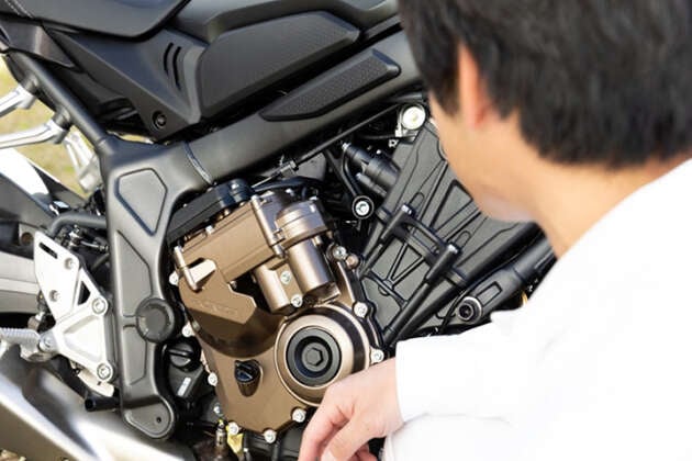 What is Honda’s E-Clutch? Here’s what it is, how it works and how you should use it as a Malaysian rider