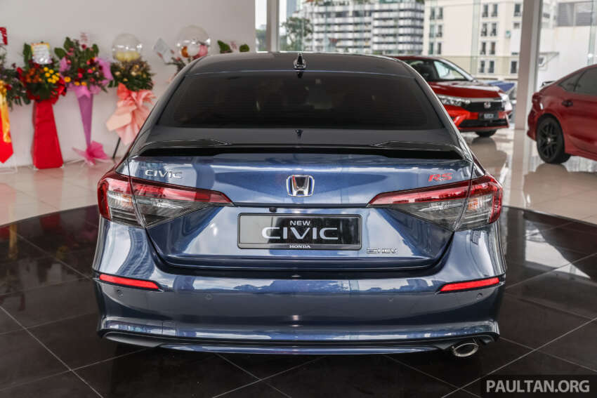 Honda Civic <em>facelift</em> 2025 — pilihan warna Canyon River Blue Metallic baru ganti Lunar Silver Metallic 1873632