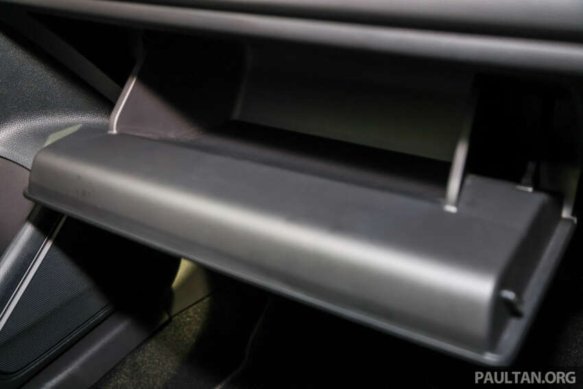 2025 Honda Civic facelift launched in Malaysia – better specs, sharper looks; RM134k-RM168k, 1.5L RS less 1870484