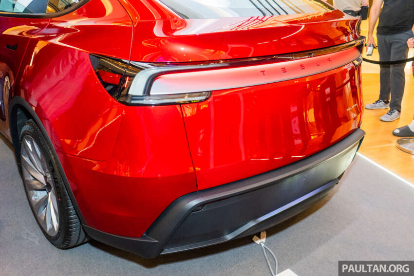 2025 Tesla Model Y Juniper facelift – full live gallery of RHD model; in Malaysia by April, priced from RM195k 1876362