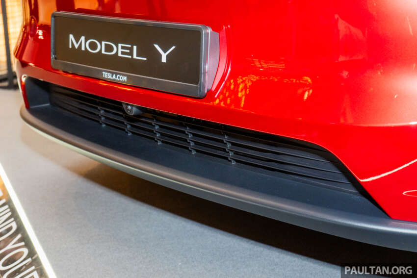 2025 Tesla Model Y Juniper facelift – full live gallery of RHD model; in Malaysia by April, priced from RM195k 1876351