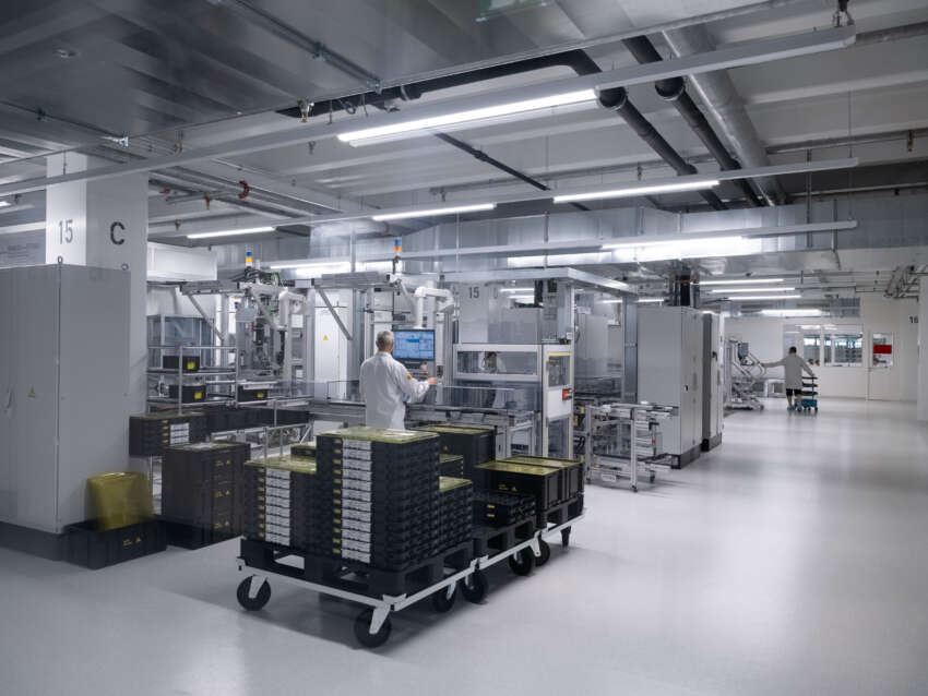 BMW details Gen6 eDrive technology for Neue Klasse EVs – 800V;  30% more range, faster charging speed 1885152