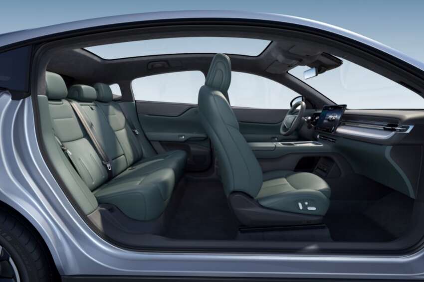 2025 Xpeng G6 facelift unveiled – full-width front light bar like Tesla Model Y, Turing AI intelligent driving 1887037